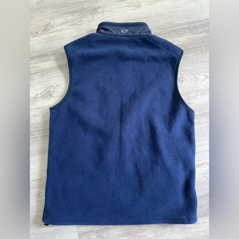 Vineyard Vines men’s Small Navy  Fleece Vest - Picture 2 of 4